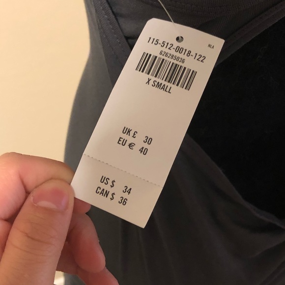 Workout Chic! NWT XS Abercrombie and Fitch Tank - Picture 7 of 8